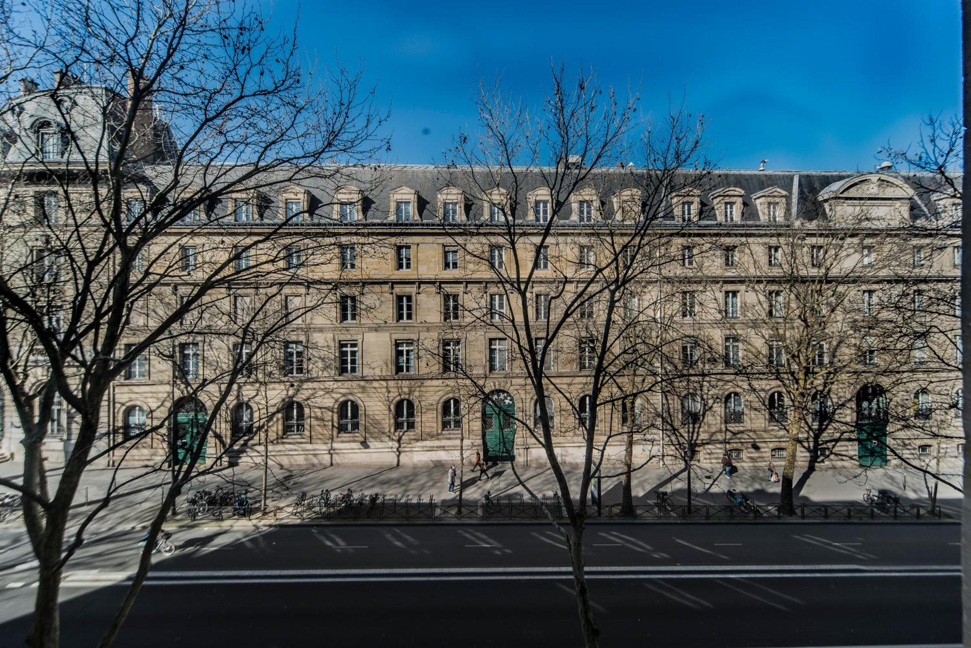 Saint Michel Quartier Latin With Ac Apartment Paris Exterior photo
